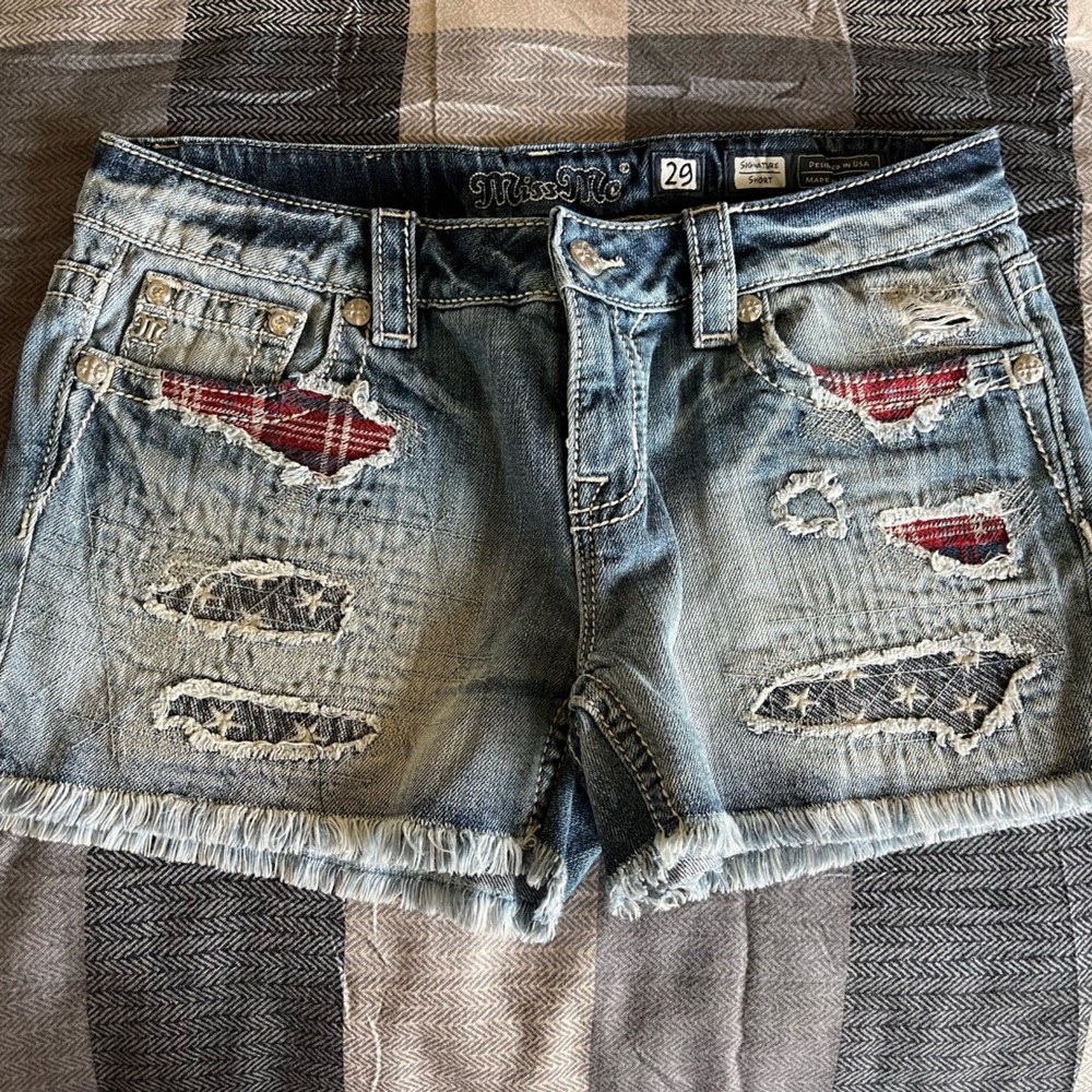 Miss Me Shorts